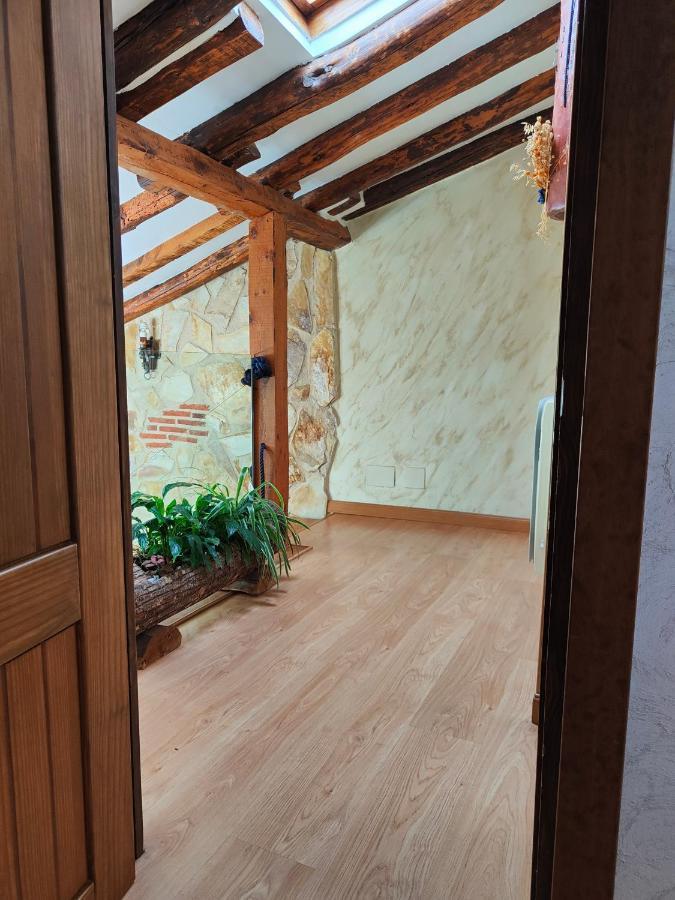 Penzion Casa Vieja Tabanera A 8 Min De Segoia Tabanera del Monte Exteriér fotografie